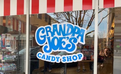 Candy Shop opens on Main Street in Stroudsburg
