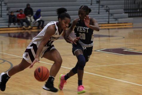 Senior basketball player knocks down her 100th 3-pointer