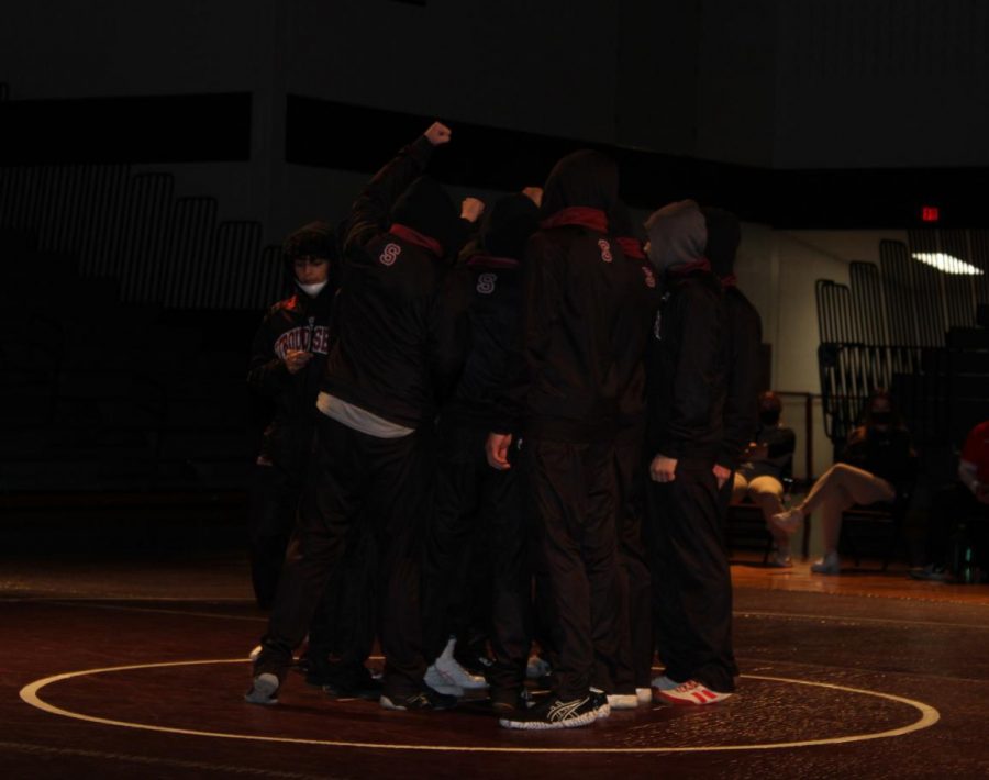 Stroudsburg+wrestling+team+improves+record+to+7-0