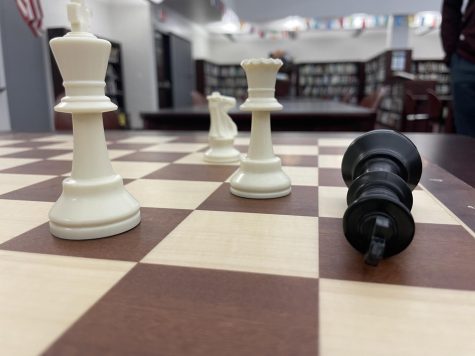 SHS Chess team shakes up the board with changes