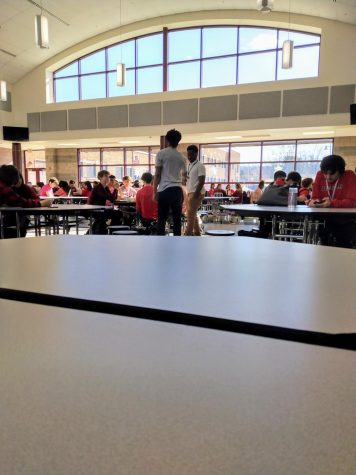 High school students wandering around in the school cafeteria. (Photo taken by Sydney Curry)