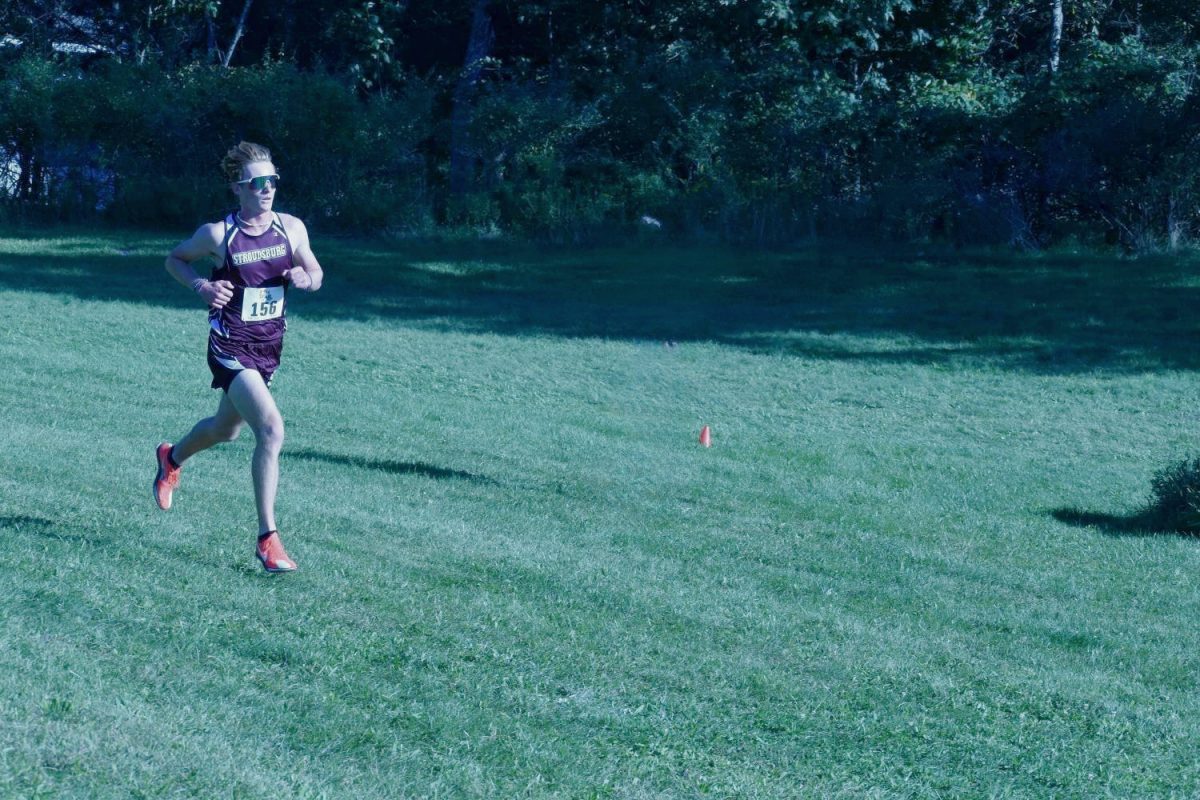 Aiden Nieman, '25, running during last week's meet at Stroudsburg Junior High School.