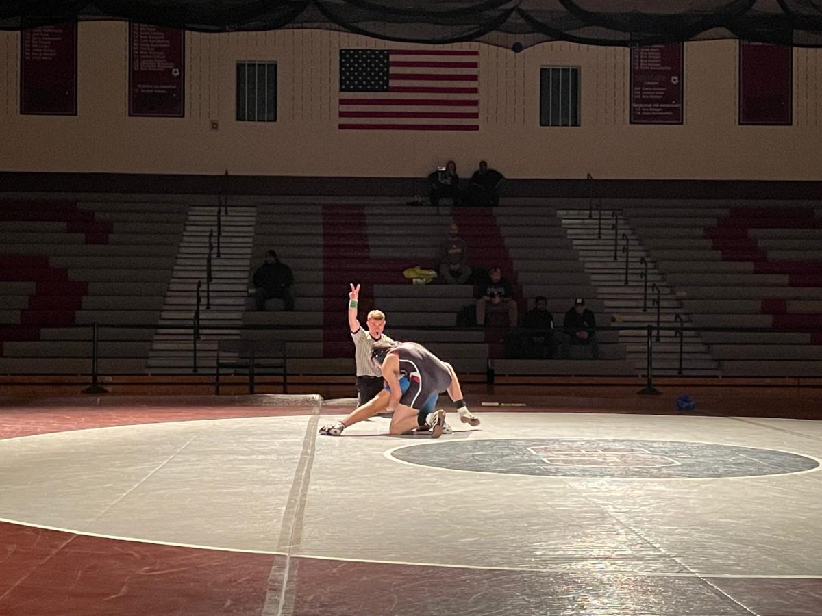 SHS Boys Wrestling team gets 2 points for a takedown against William Allen High School.