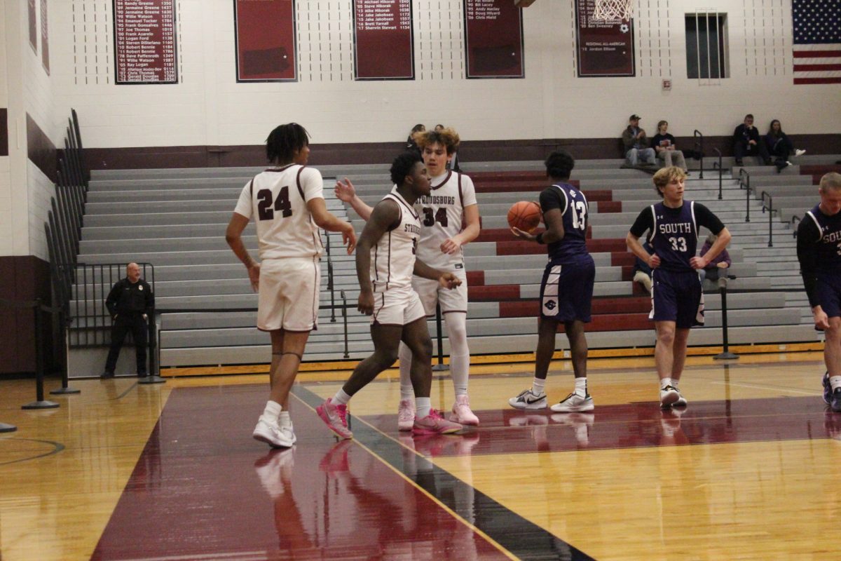 Kameron Knight, '26, making his way to the free throw line