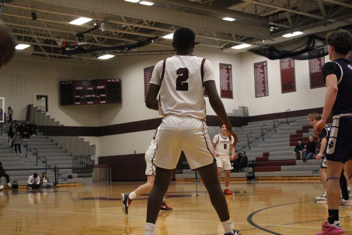 Jarel Jackson, '27, calling for the ball