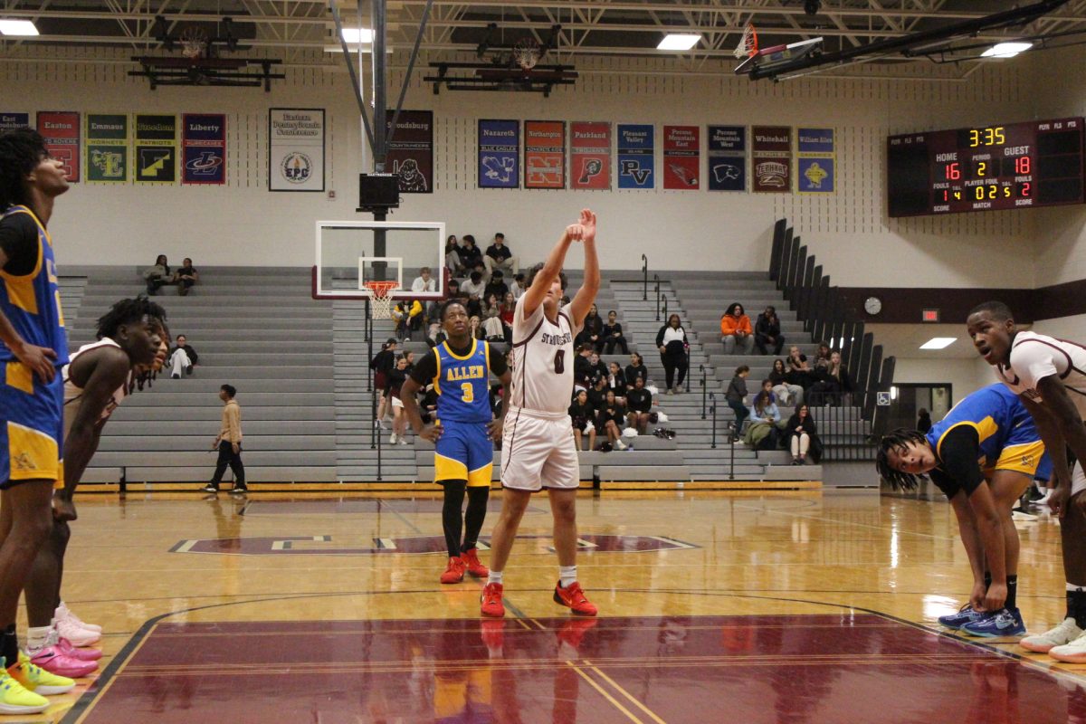 Alex Pacitti, '25, making a free throw