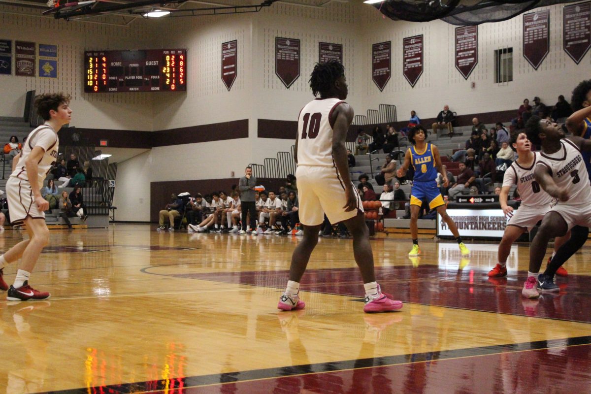 Stroudsburg Boys Basketball vs. Willian Allen (99)