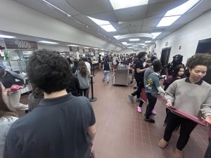 The long line of students starting at the door for SHS's notorious walking-tacos.