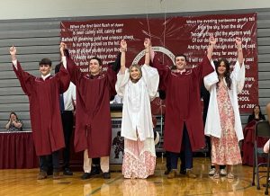 Otti Maiorello, '26, Kalli Halas, '26, Matteo Maccarrone, '26, Lucas Pelaez, '26, Olivia Full, '26 lined up excited to be the new Senior Class Officers.