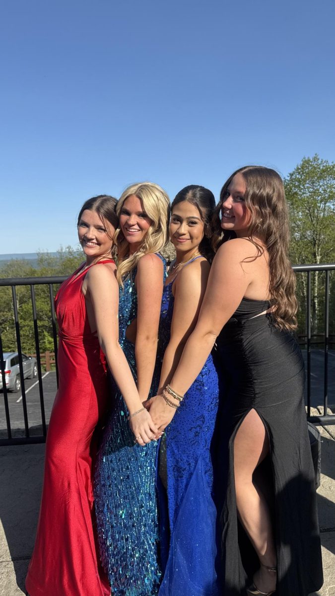 Morgan Tucker, Madison Noonan, Sainye , Georgie English , Lara DeFreitas