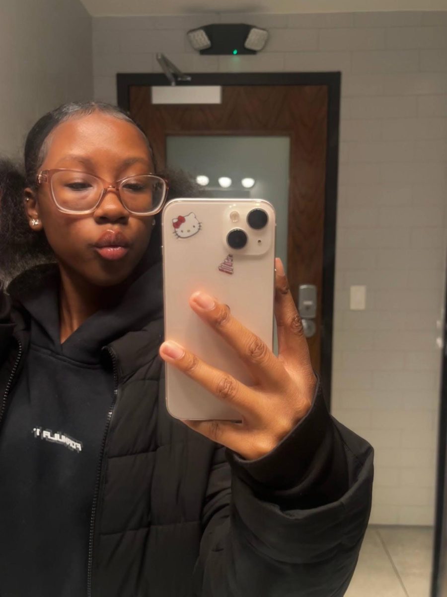 Meet Kelysse Jackson ‘26, apart of Stroudsburg High Schools varsity cheerleading team and SADD.
