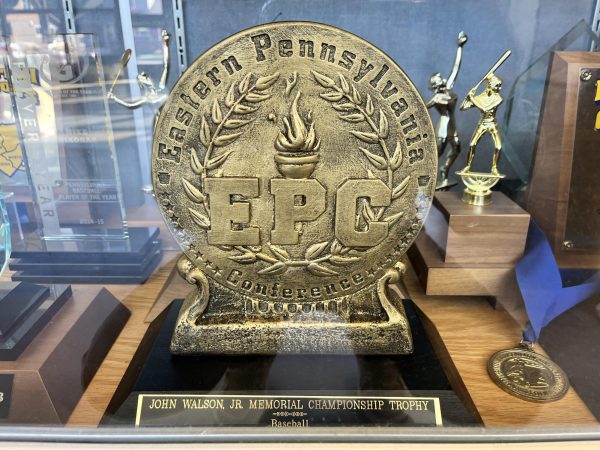 A picture of the Stroudsburg baseball EPC trophy from 2024-2025.
