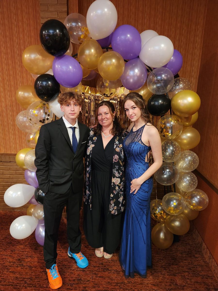 Ms. Paradise and her kids