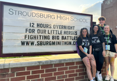 SHS students pose in front of the school to celebrate another Mini-Thon! For the kids!